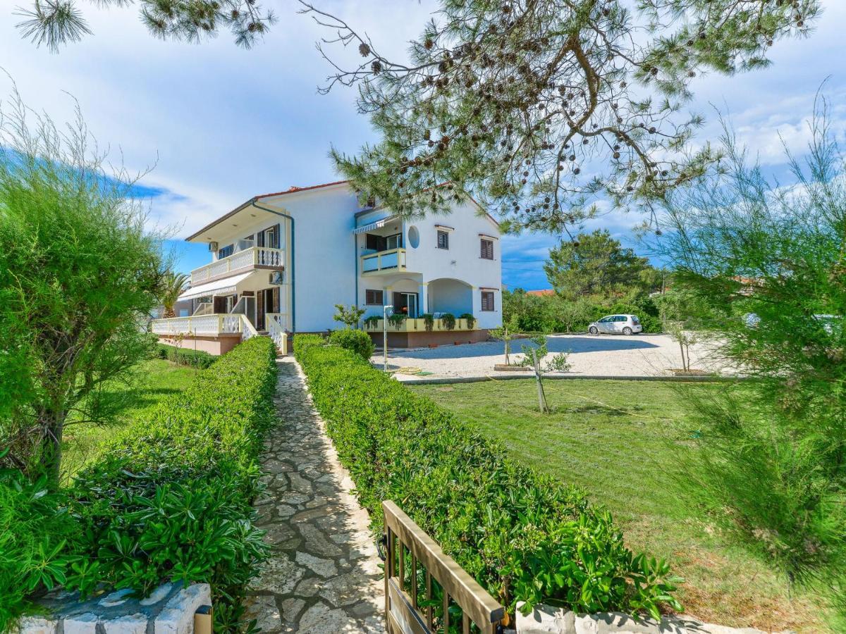 Apartments In House Liveric, In Vir At The Beach Exterior foto